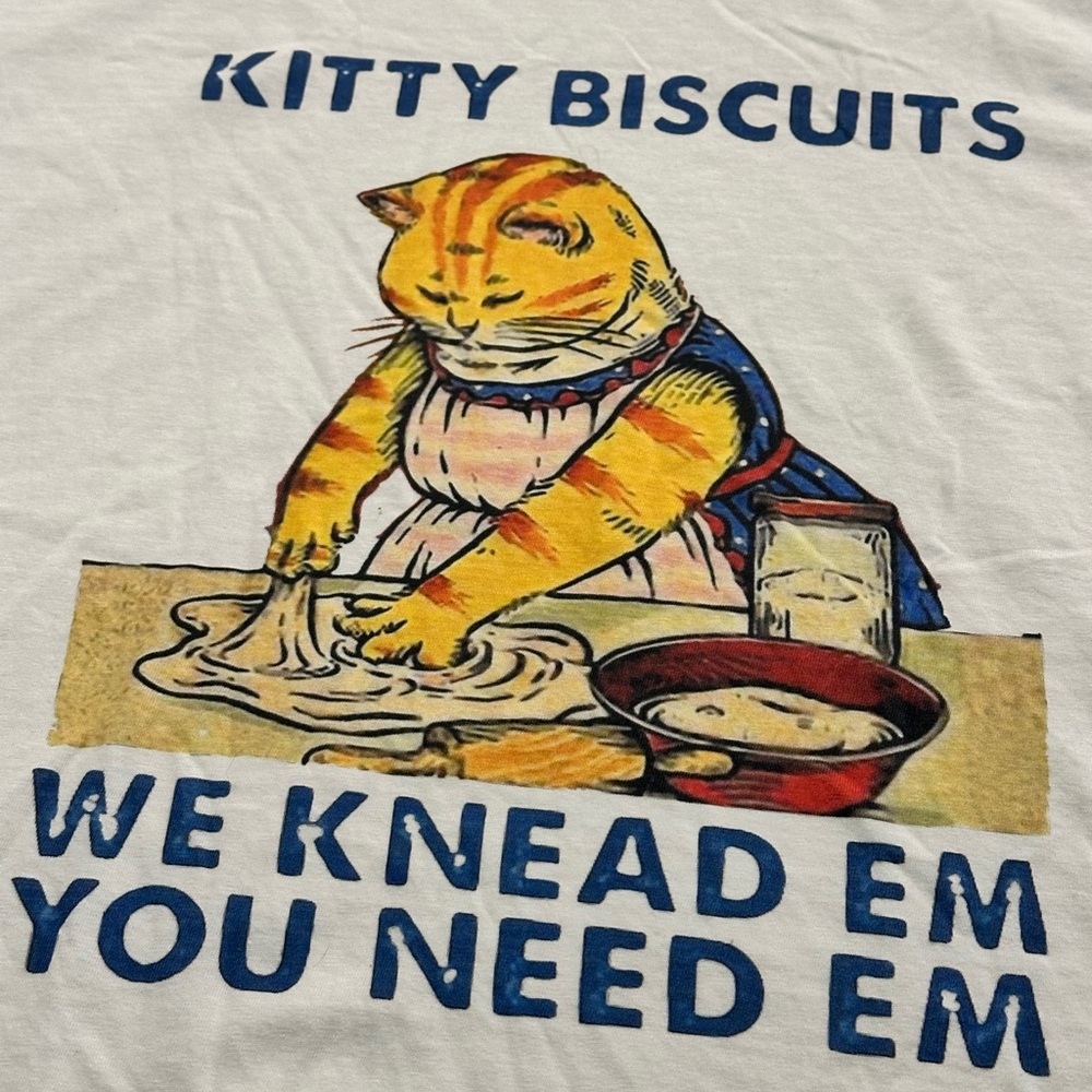 Comfort Colors tan short sleeve Kitty Biscuits We Knead Em, You Need Em SZ XL - Picture 5 of 9